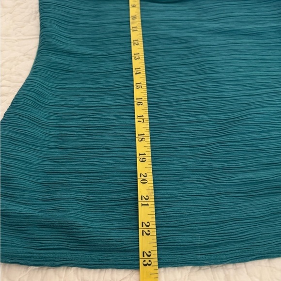 Ann Taylor Tank (Bundle 2) textured front Blue & Green. Size Small - Picture 8 of 9